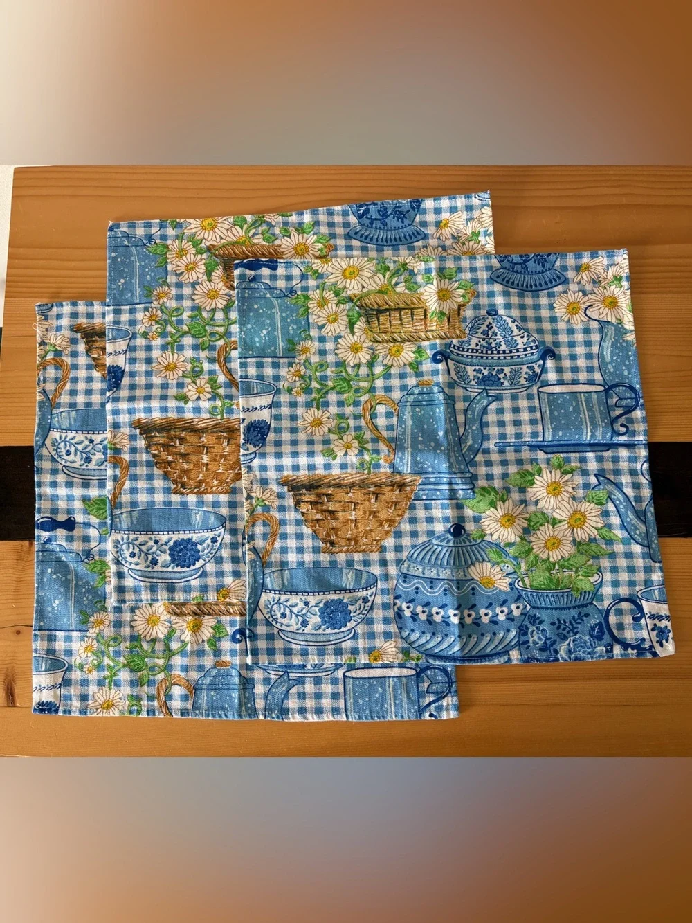 Cottagecore Wicker Gathering Basket Set – Includes Lemon & Blue Gingham Linens